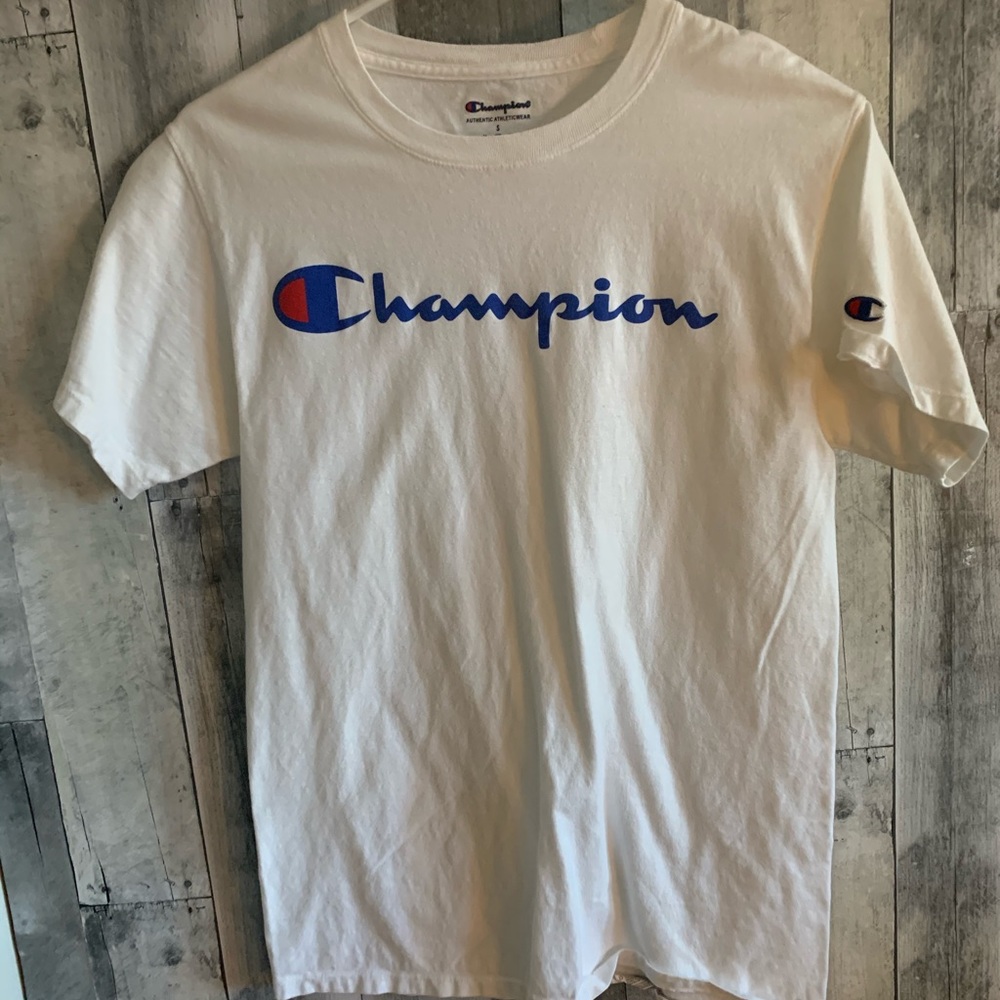 Champion tee, size small/medium!